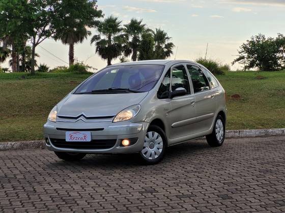 CITROËN XSARA PICASSO 1.6 I EXCLUSIVE 16V FLEX 4P MANUAL